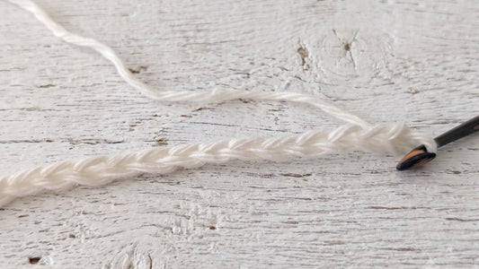 Mastering the Crochet Chain: Counting, Turning, and Clean Edges